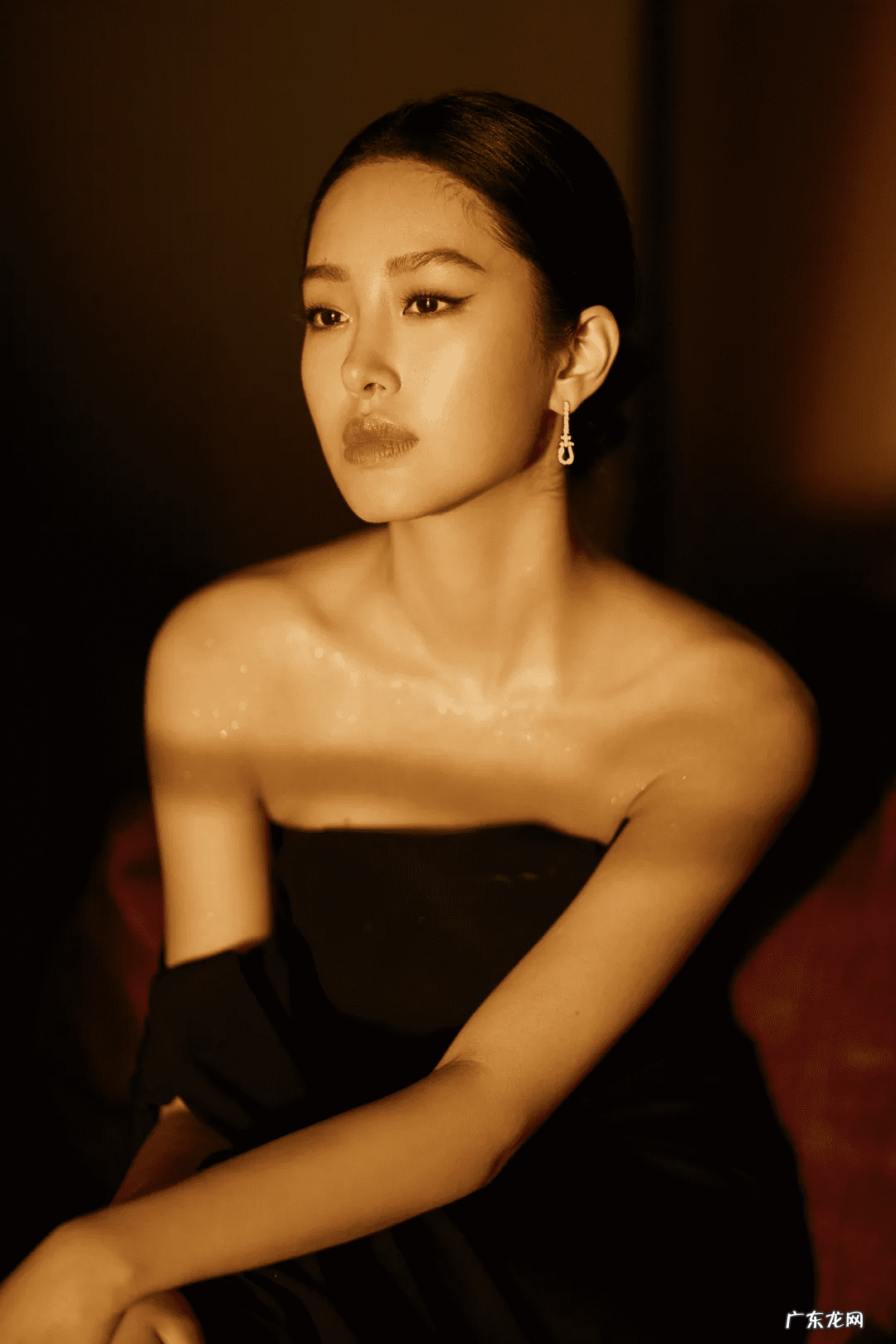 左眼眼皮跳是大吉 左眼眼尾总是跳