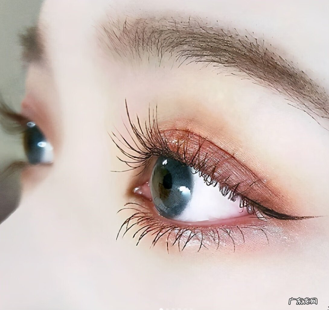 左眼眼皮跳是大吉 左眼眼尾总是跳