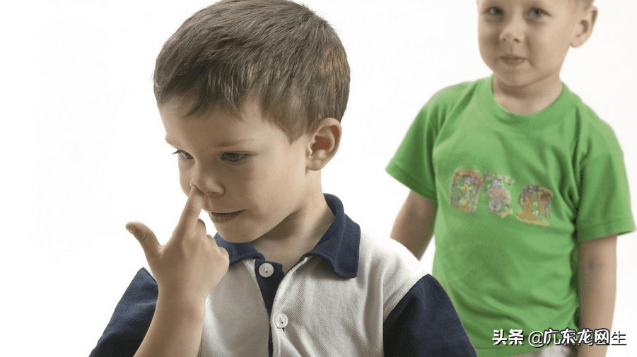 孩子流鼻血的正确处理方法 7岁孩子流鼻血是什么原因引起的