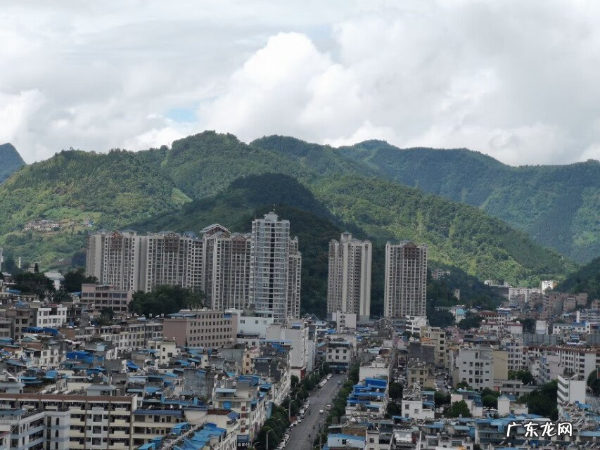 中国风水第一人开讲啦完整版 央视新闻讲风水的视频