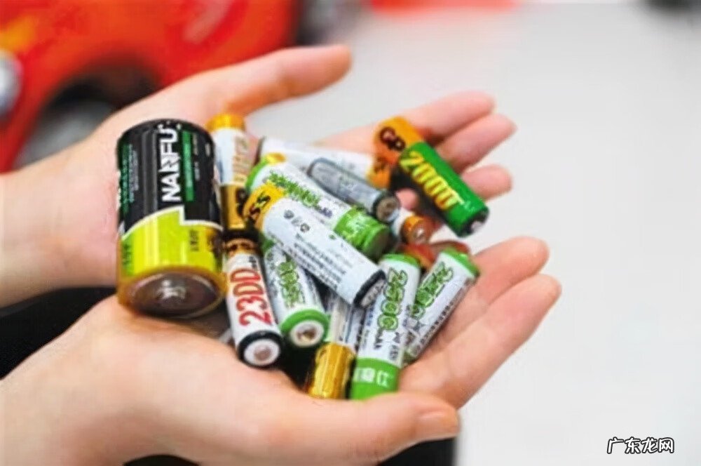 废旧电池的危害及处理 废旧电池的危害和处理