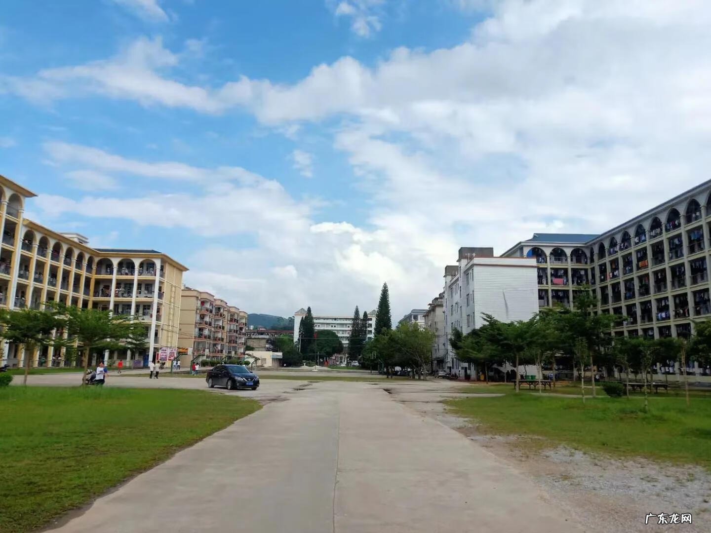 北流二中和三中哪个好 北流二中怎么样