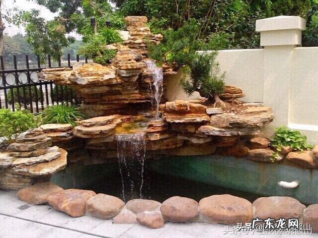 房子北面有鱼池好吗 房子的西北方向有鱼池好吗