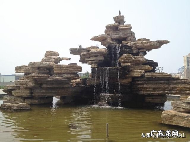 房子北面有鱼池好吗 房子的西北方向有鱼池好吗