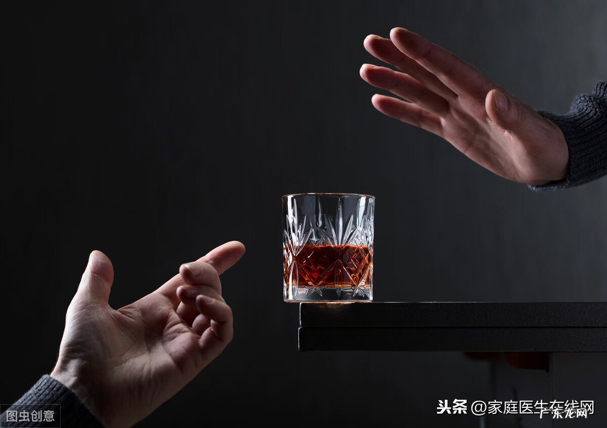 血尿酸高是怎么造成的 血清尿酸增高