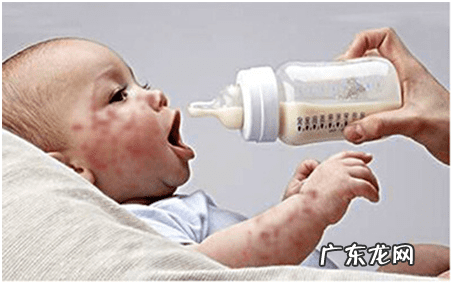 吃奶粉过敏了怎么办 宝宝奶粉过敏一般是对什么过敏