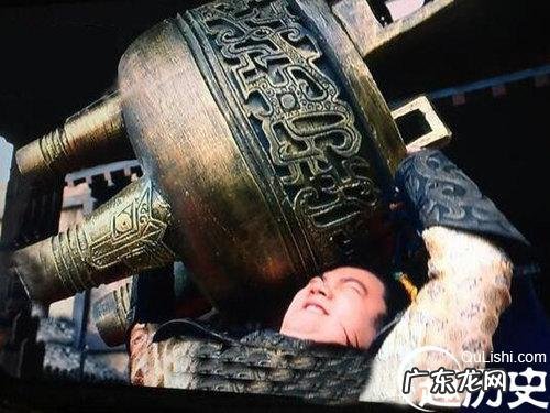 秦武王在位几年死了 秦武王为何死