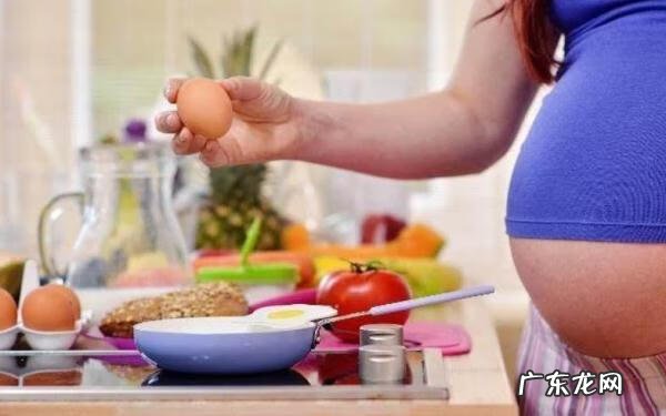 孕妇保胎期间可以吃茄子吗 孕妇可以吃茄子吗早期