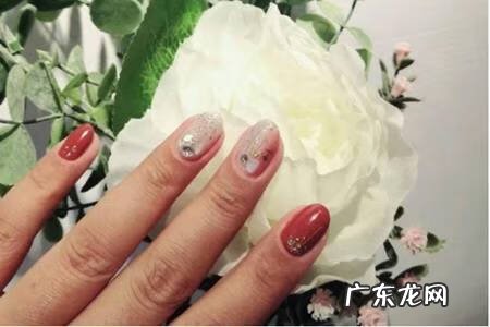 简单的美甲教程