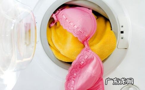 衣服上的铁锈怎么洗下去 衣服上的铁锈怎么洗啊