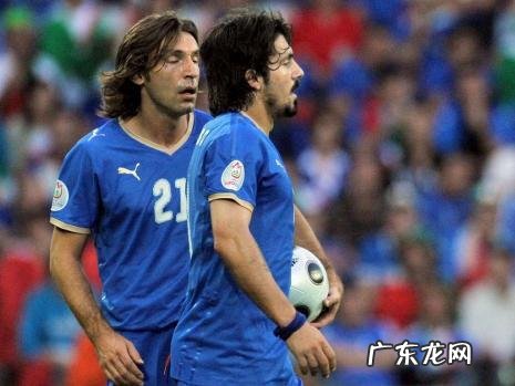 可以双人联机的足球游戏 双人足球比赛