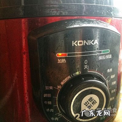 胡萝卜炖排骨汤的禁忌 胡萝卜玉米排骨汤还可以加什么