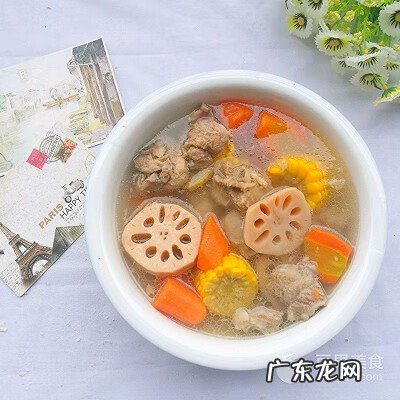 胡萝卜炖排骨汤的禁忌 胡萝卜玉米排骨汤还可以加什么