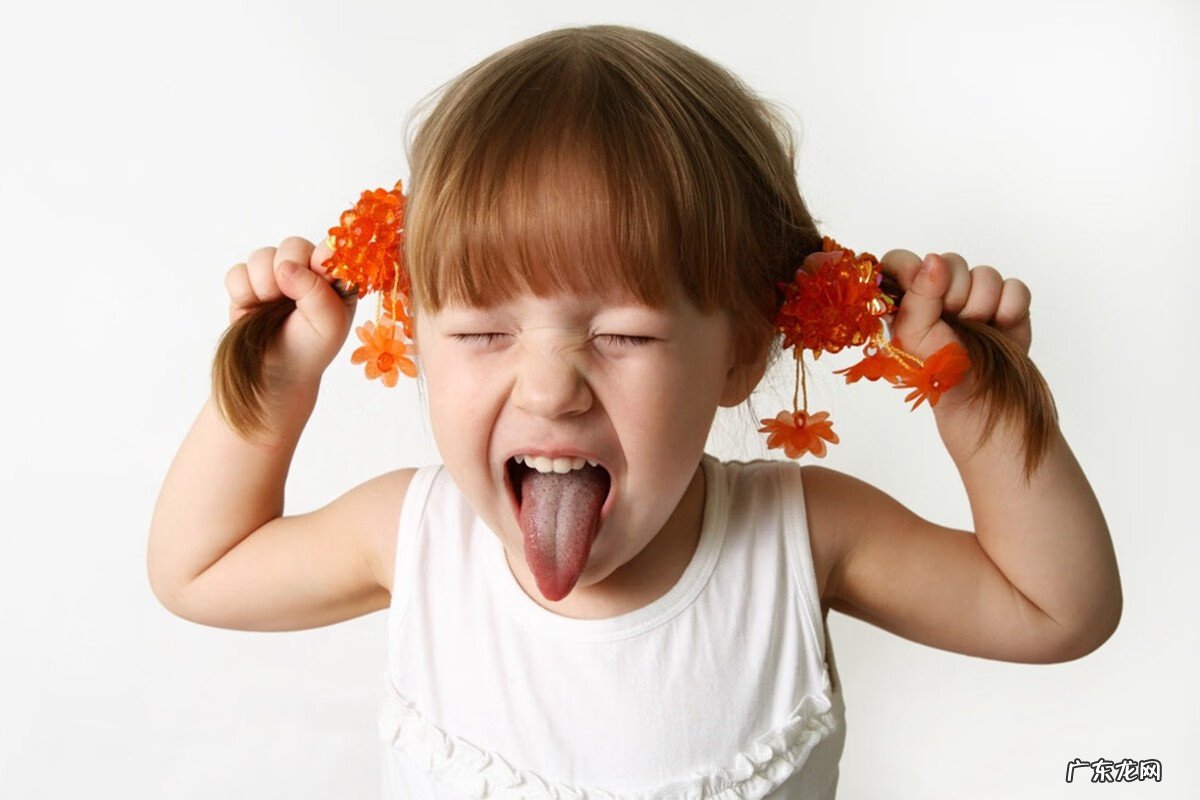 大人人来疯是什么意思啊 人来疯啥意思