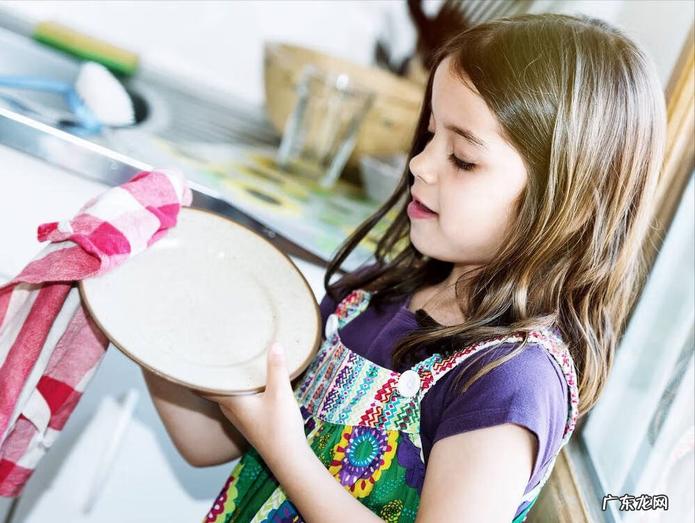 大人人来疯是什么意思啊 人来疯啥意思