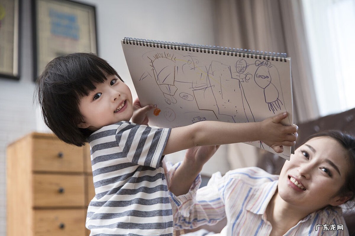 大人人来疯是什么意思啊 人来疯啥意思