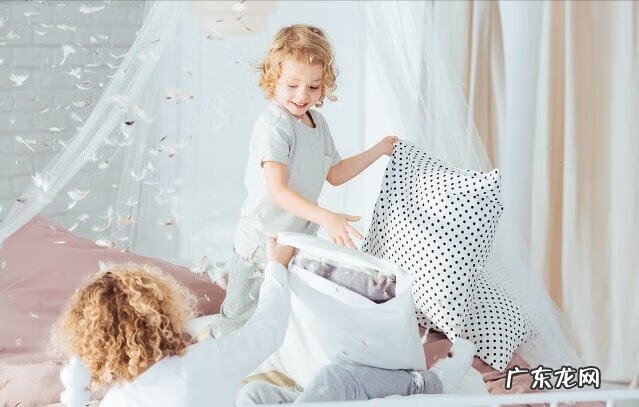 大人人来疯是什么意思啊 人来疯啥意思