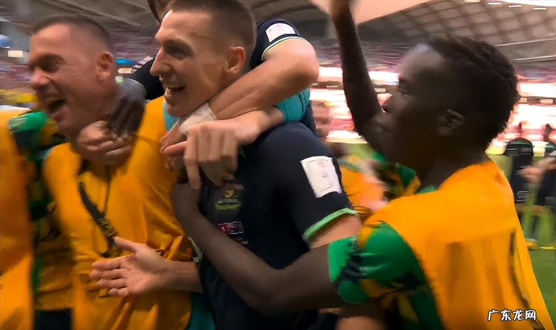 梅西贴地斩绝境救主,阿根廷战胜墨西哥后,这两支球队“慌了”