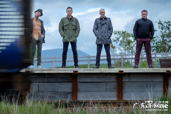 雷顿教授与恶魔之箱花草茶 雷顿教授与恶魔之箱安东尼