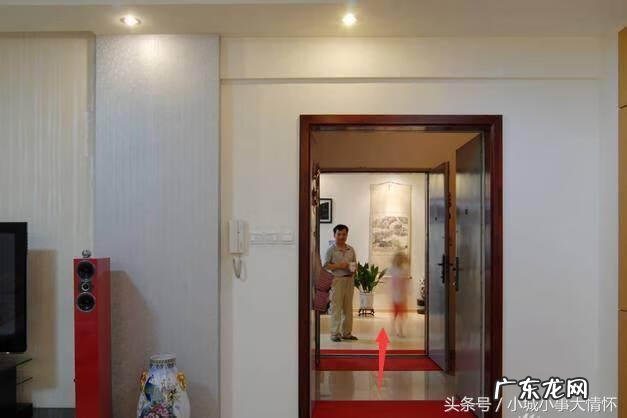 破花瓶对风水影响 花瓶裂了在风水上还能用吗