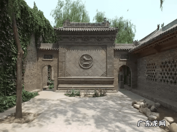 迎门墙放什么风水好 迎门墙的风水讲究