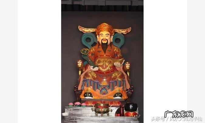 霸王龙和狮子哪个厉害 龙和狮子:在风水里面的作用