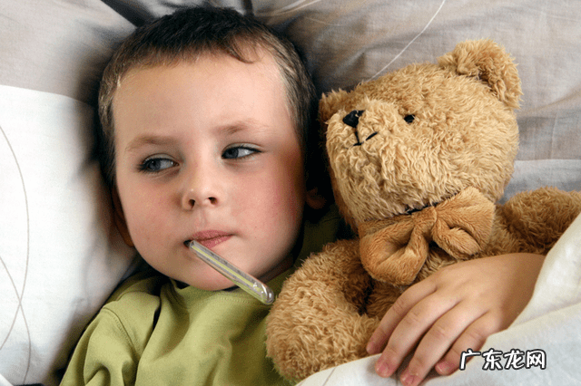 小儿手足口病是怎么引起的