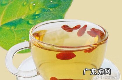 枸杞子泡水喝的功效和副作用 枸杞子泡水喝有害处吗
