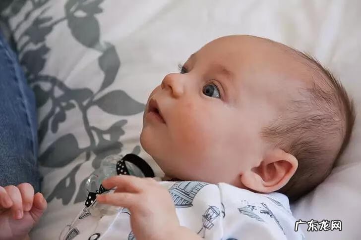 宝宝肺炎什么症状表现 宝宝肺炎的症状有哪些症状