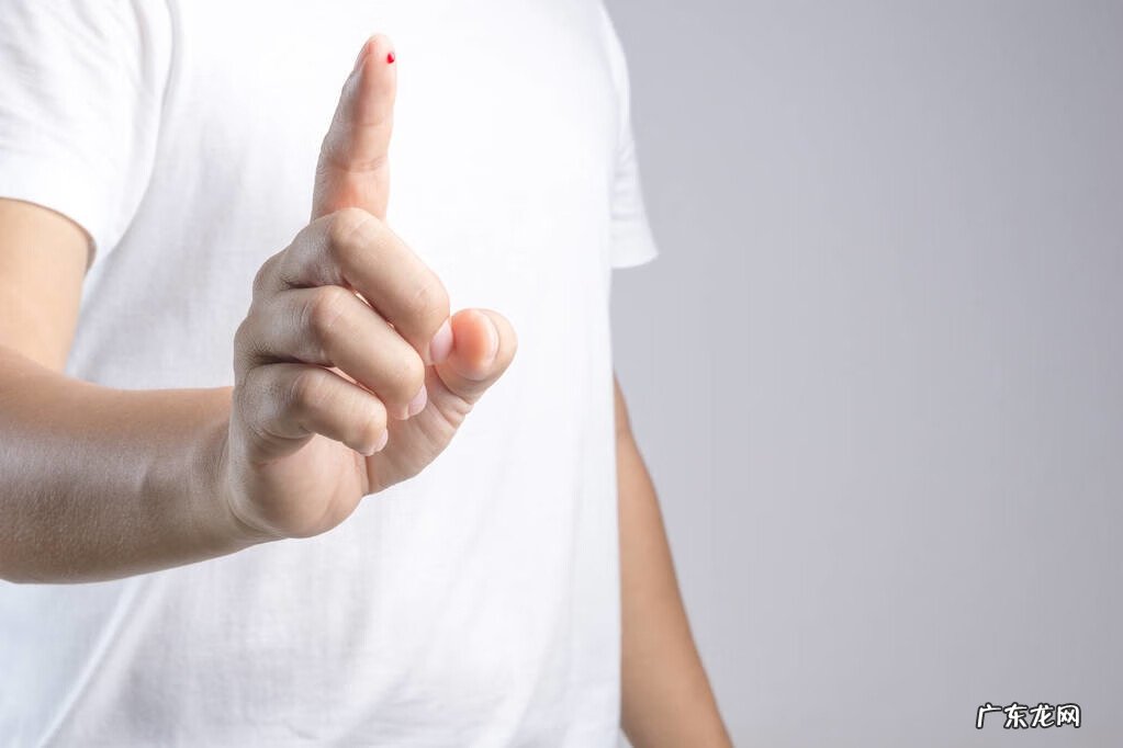 什么叫皮下出血 皮下出血怎么办