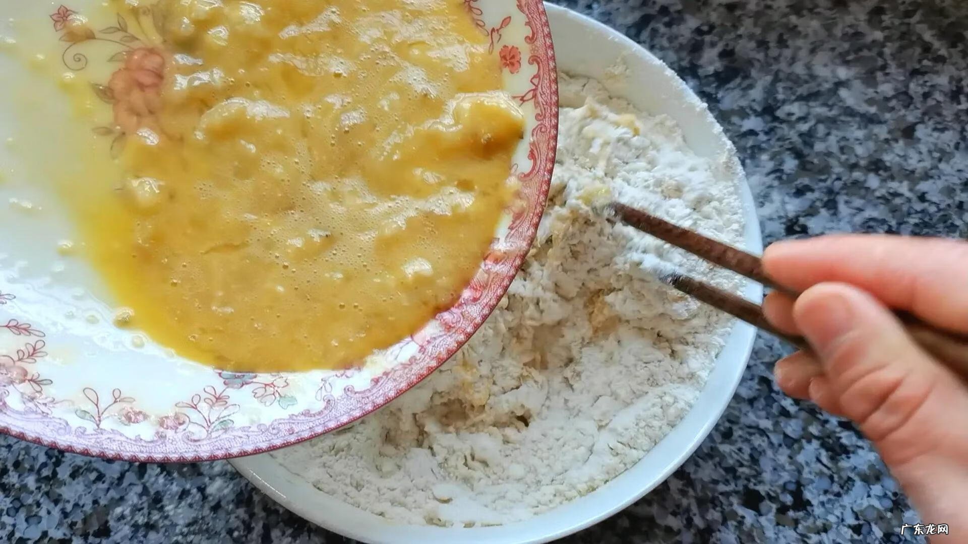 香蕉形状的面包图片 香蕉面包的制作