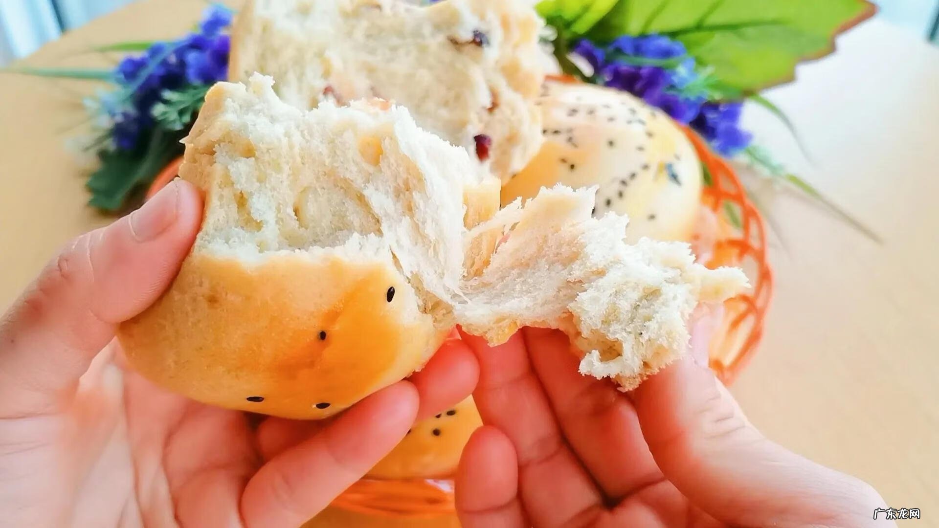 香蕉形状的面包图片 香蕉面包的制作