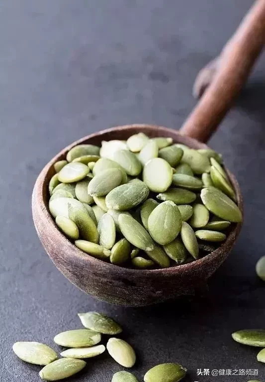 南瓜子吃了有什么好处 南瓜子的作用与功效