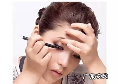 双眼皮很长怎么画眼线 双眼皮怎么画眼线?