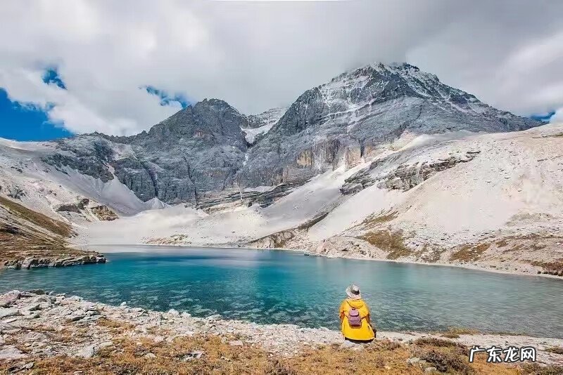 风水师傅的话可以信吗 同事信风水