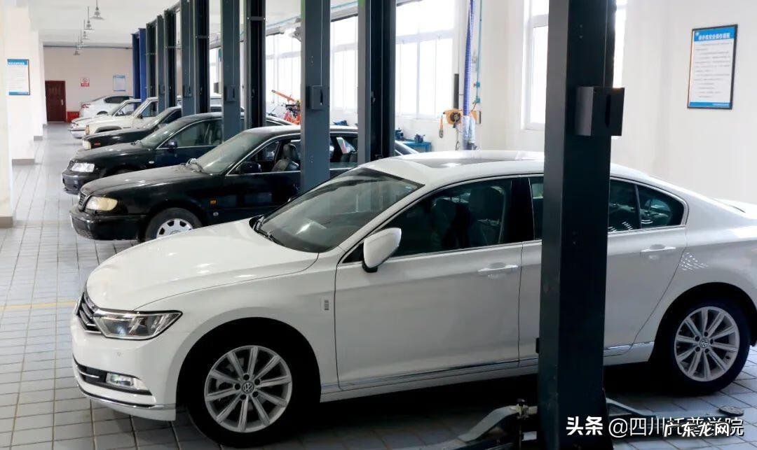 成人汽车维修培训 汽车维修学校招生