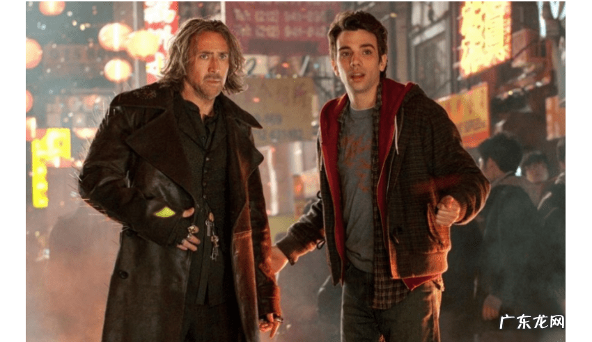 倒吊水箱逃生 逃生魔术揭秘