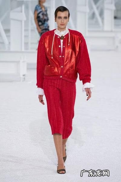 夏奈尔女装格纹呢面料 夏奈尔女装款式