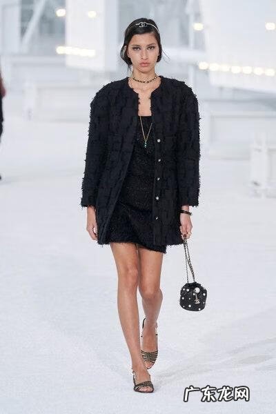 夏奈尔女装格纹呢面料 夏奈尔女装款式