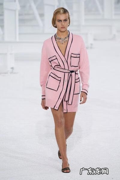 夏奈尔女装格纹呢面料 夏奈尔女装款式