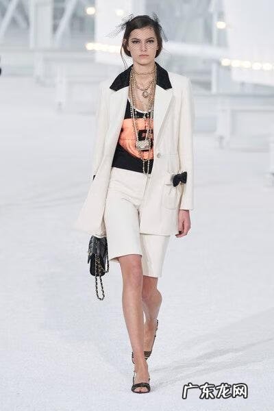 夏奈尔女装格纹呢面料 夏奈尔女装款式