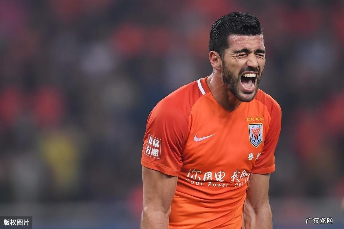 足球头球王 头球之王是谁