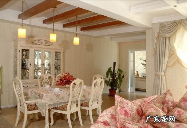 饭厅风水能看见医院十字标志