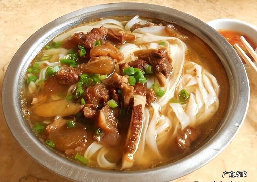 阳江不仅有美丽的风景，还有许多特色美食，简直就是吃货的天堂