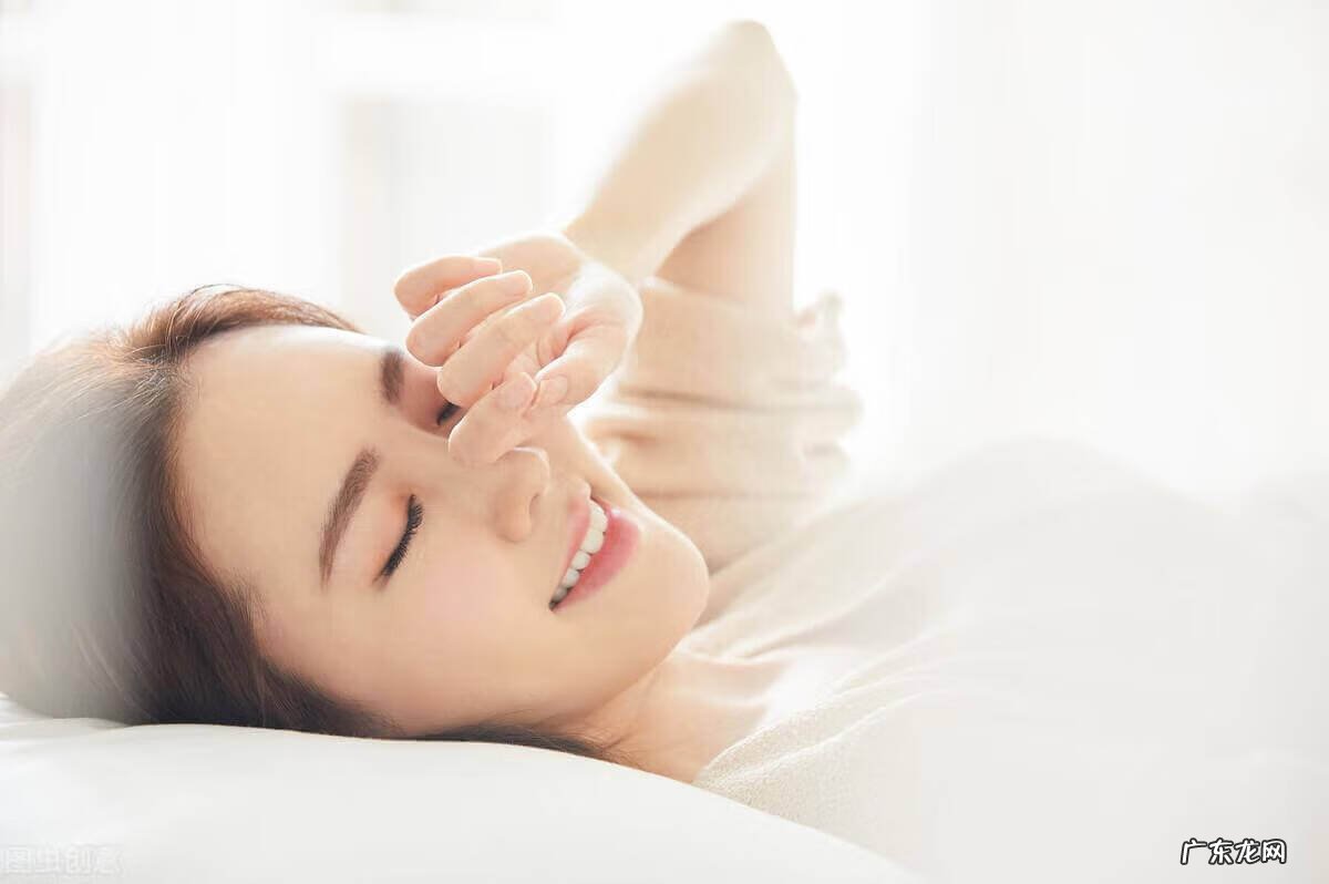 皮肤干燥缺少哪种维生素 皮肤干燥起皮怎么办才能有效啊图片