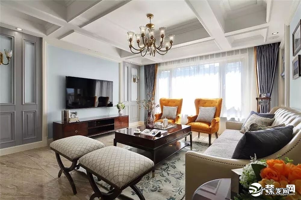 藏青色窗帘搭配效果图 臧青色的窗帘从风水来说好吗