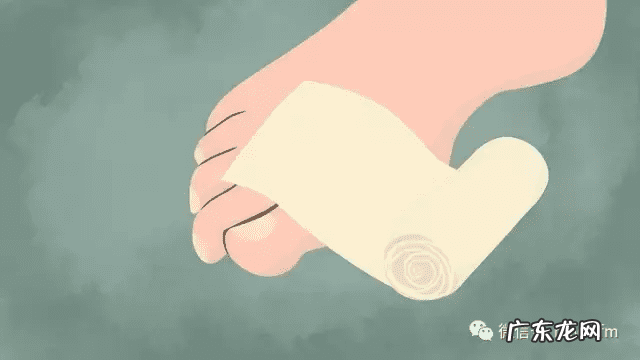 脚上起小水泡图片 脚上起小水泡是怎么回事