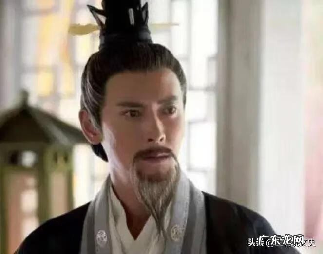 床下放钱有什么说法吗 床下放黄豆是什么意思