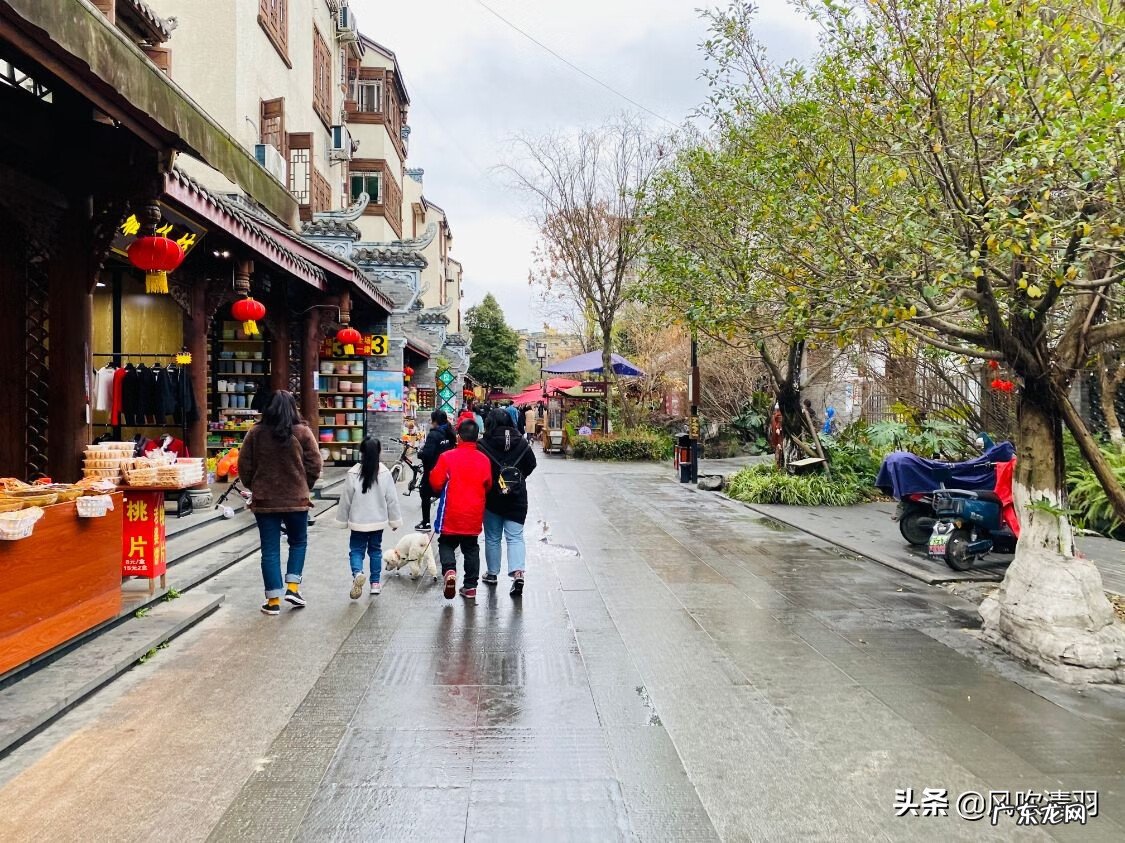 西水东引 西南临水的地方