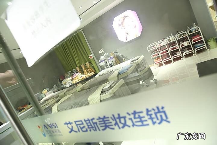 哪里有学化妆培训 影楼化妆培训学校